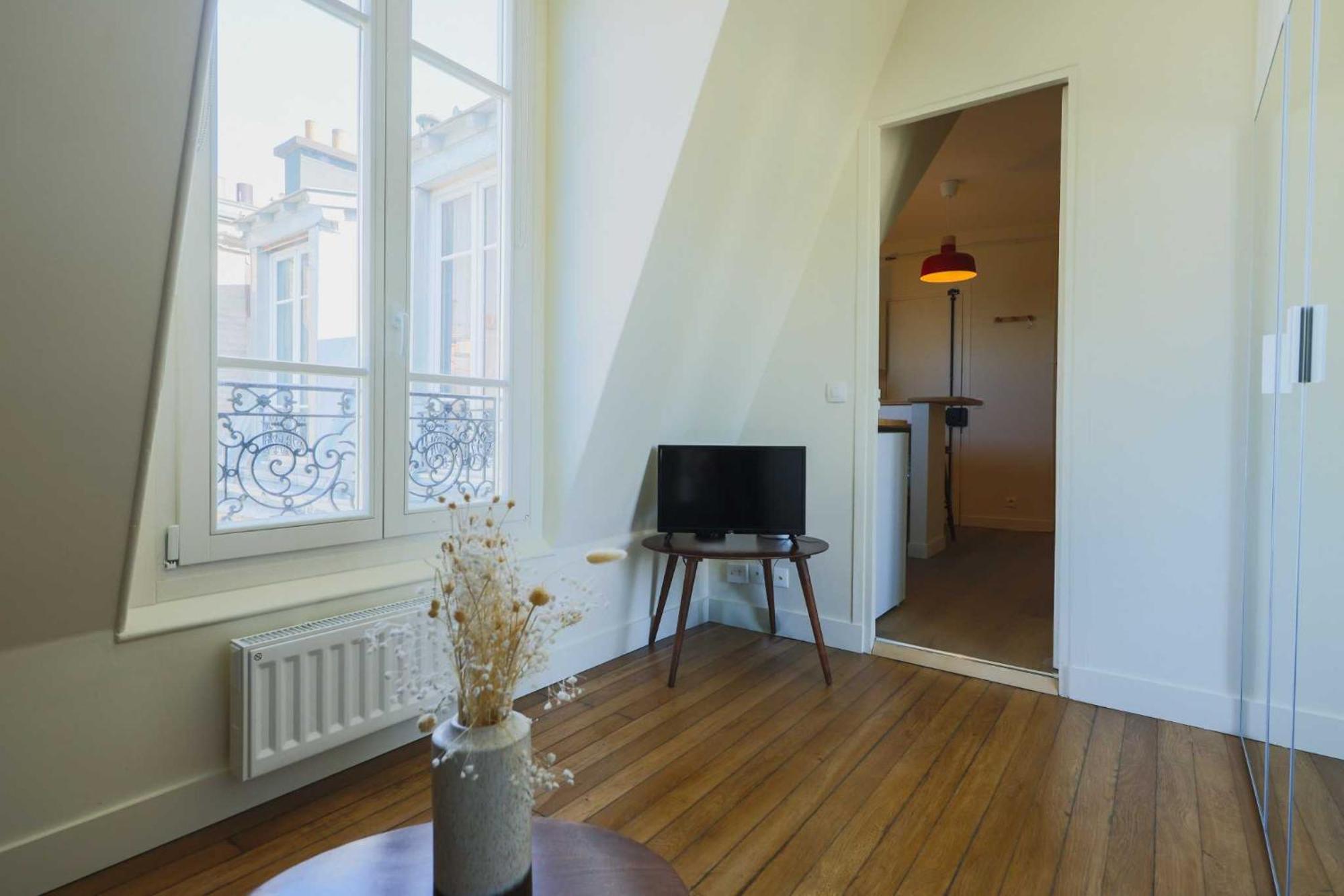 Charming 2p - 16eme Avenue Foch Apartment